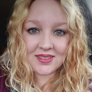 Meet your Posher, Kelli